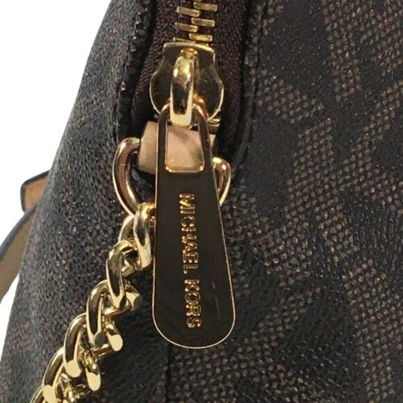 Michael Kors Cindy MK Signature Dome Crossbody Bag Brown Gold Logo 38H9CCPC3B - Picture 15 of 16